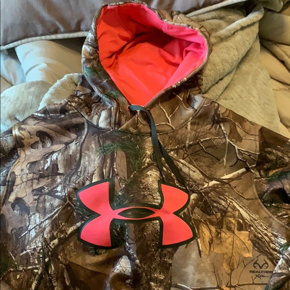 Women’s hoodie